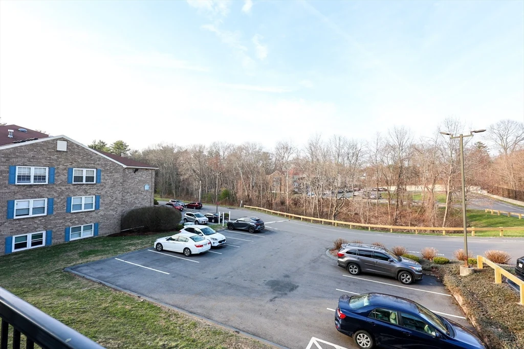 2 bed, 2 bath apartment for rent at 610 S Franklin St Unit B202, Holbrook — photo 3 of 17