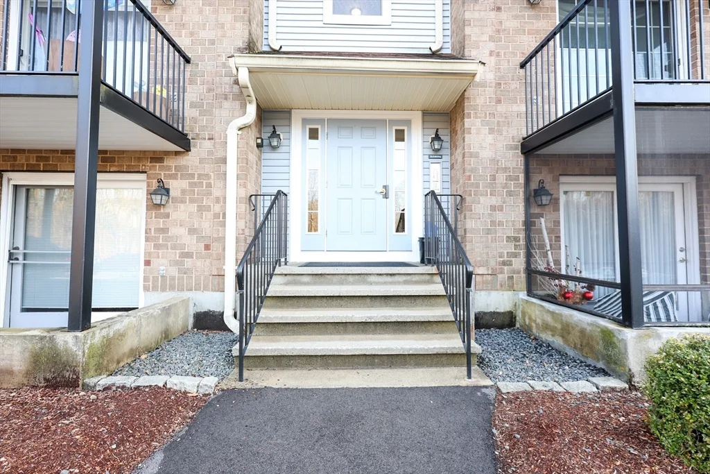 2 bed, 2 bath apartment for rent at 610 S Franklin St Unit B202, Holbrook — photo 4 of 17