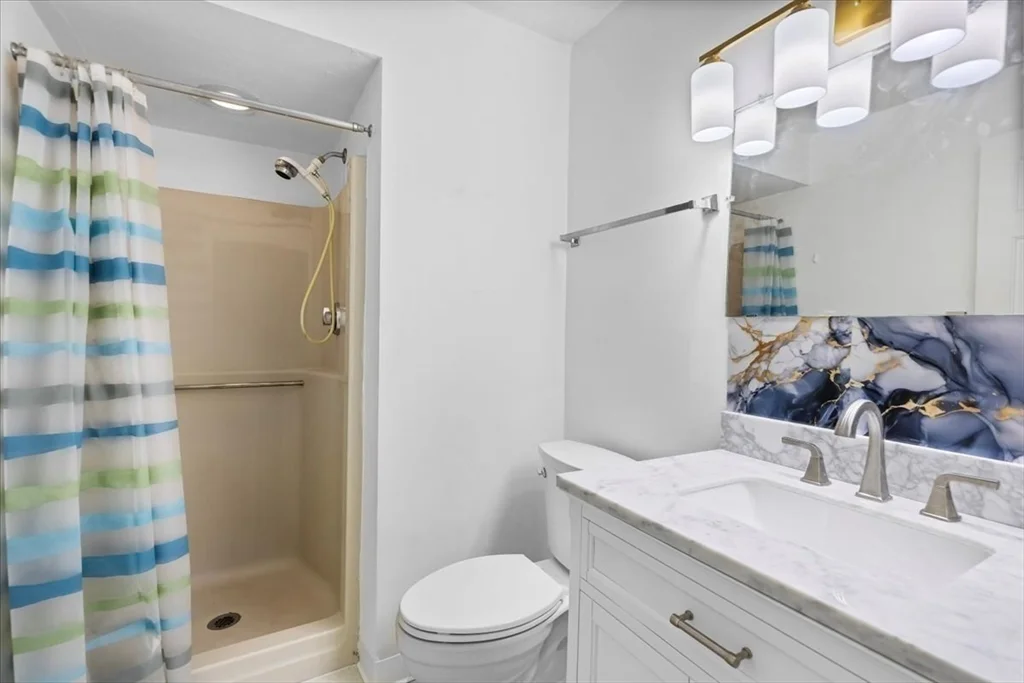 2 bed, 2 bath apartment for rent at 610 South Franklin St Unit C101, Holbrook — photo 15 of 22