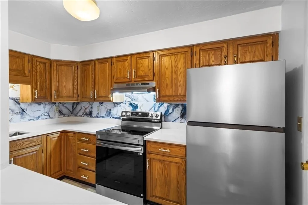 2 bed, 2 bath apartment for rent at 610 South Franklin St Unit C101, Holbrook — photo 3 of 22