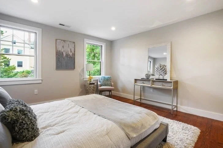 4 bed, 4+ bath apartment for rent at 611 Centre St Unit 2, Newton — photo 13 of 27