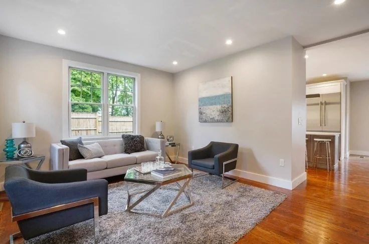 4 bed, 4+ bath apartment for rent at 611 Centre St Unit 2, Newton — photo 4 of 27