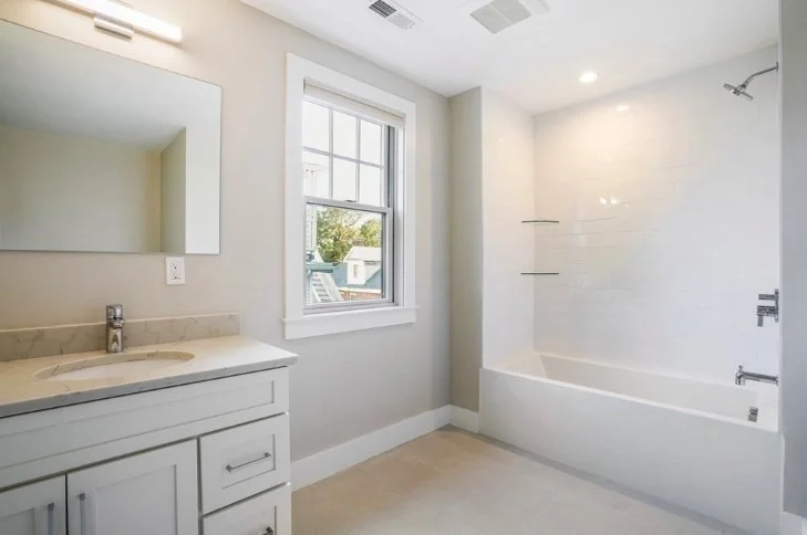 4 bed, 4+ bath apartment for rent at 611 Centre St Unit 2, Newton — photo 16 of 27
