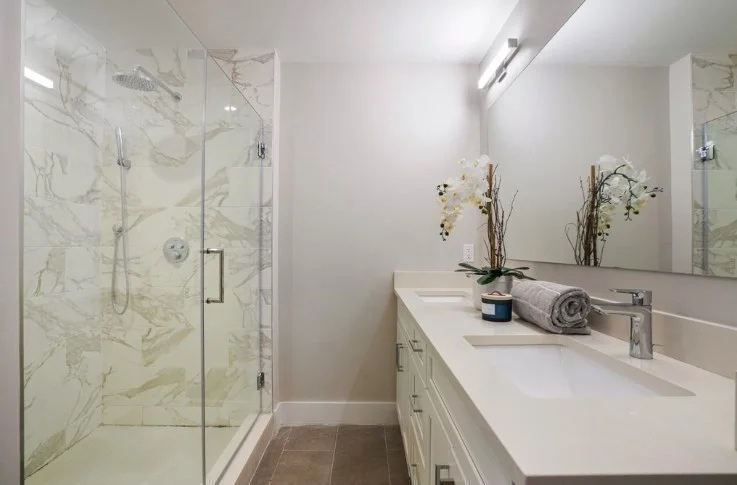4 bed, 4+ bath apartment for rent at 611 Centre St Unit 2, Newton — photo 15 of 27