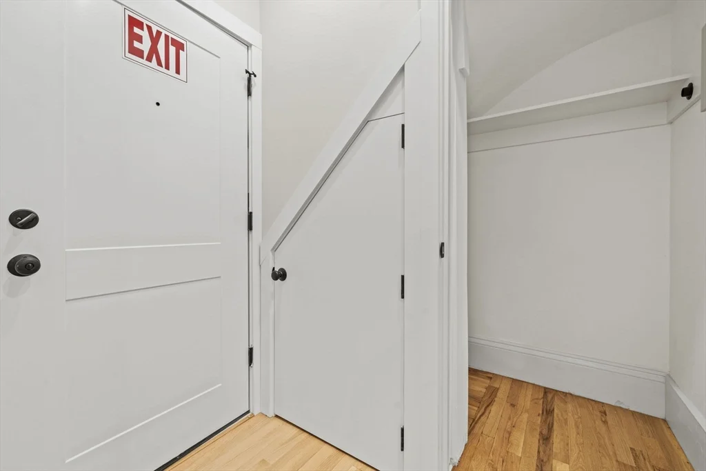 1 bed, 1 bath apartment for rent at 611 E Seventh Unit 1, South Boston — photo 16 of 22