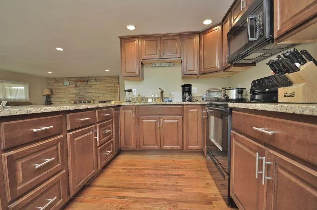 4 bed, 2 bath apartment for rent at 611 Head Of The Bay Rd Unit WINTER, Buzzards Bay — photo 4 of 29