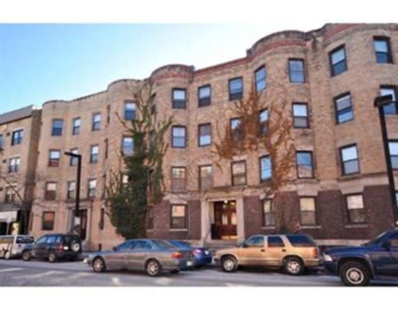 3 bed, 1 bath apartment for rent at 612 Columbus Ave Unit 3, South End — photo 8 of 8