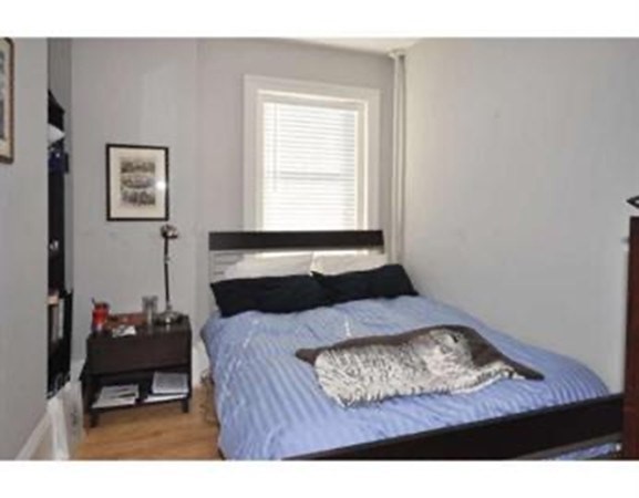 3 bed, 1 bath apartment for rent at 612 Columbus Ave Unit 3, South End — photo 6 of 8