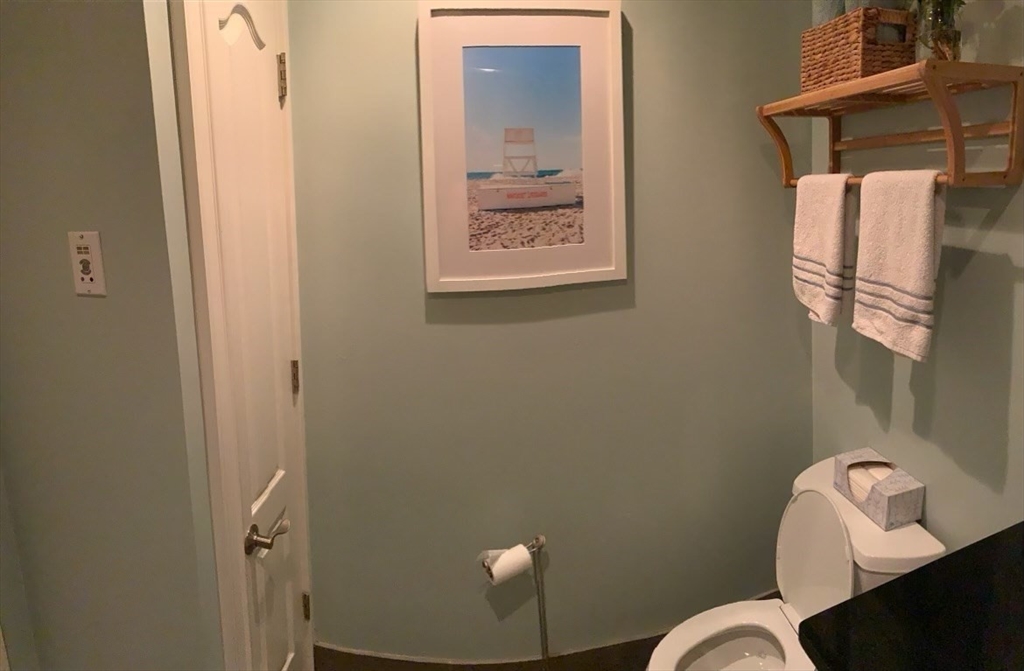 2 bed, 1 bath apartment for rent at 612 E 8th Unit 1, South Boston — photo 15 of 18