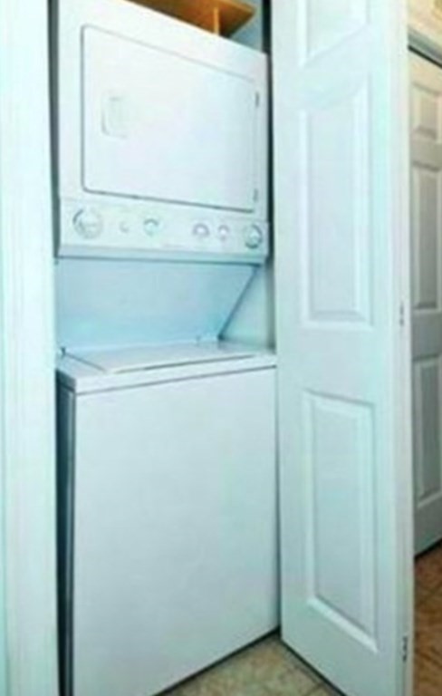 2 bed, 1 bath apartment for rent at 613 Dorchester Ave Unit 2, South Boston — photo 6 of 7