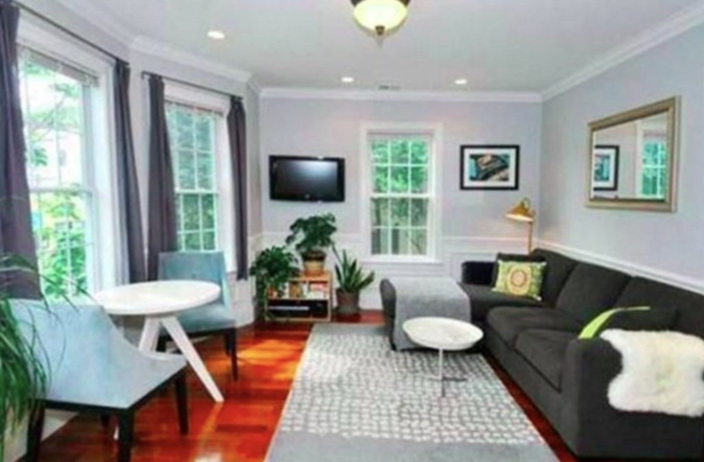 2 bed, 1 bath apartment for rent at 613 Dorchester Ave Unit 2, South Boston