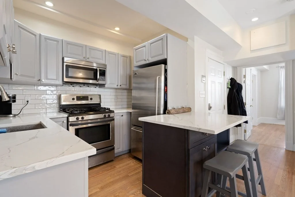 2 bed, 2 bath apartment for rent at 613 East 7th St Unit 2, South Boston — photo 6 of 20
