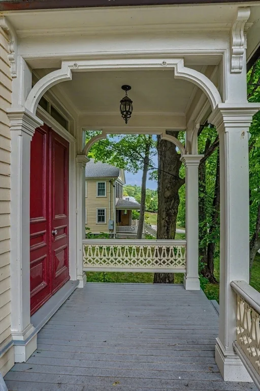 6 bed, 3 bath apartment for rent at 613 Pleasant St, Belmont — photo 26 of 27