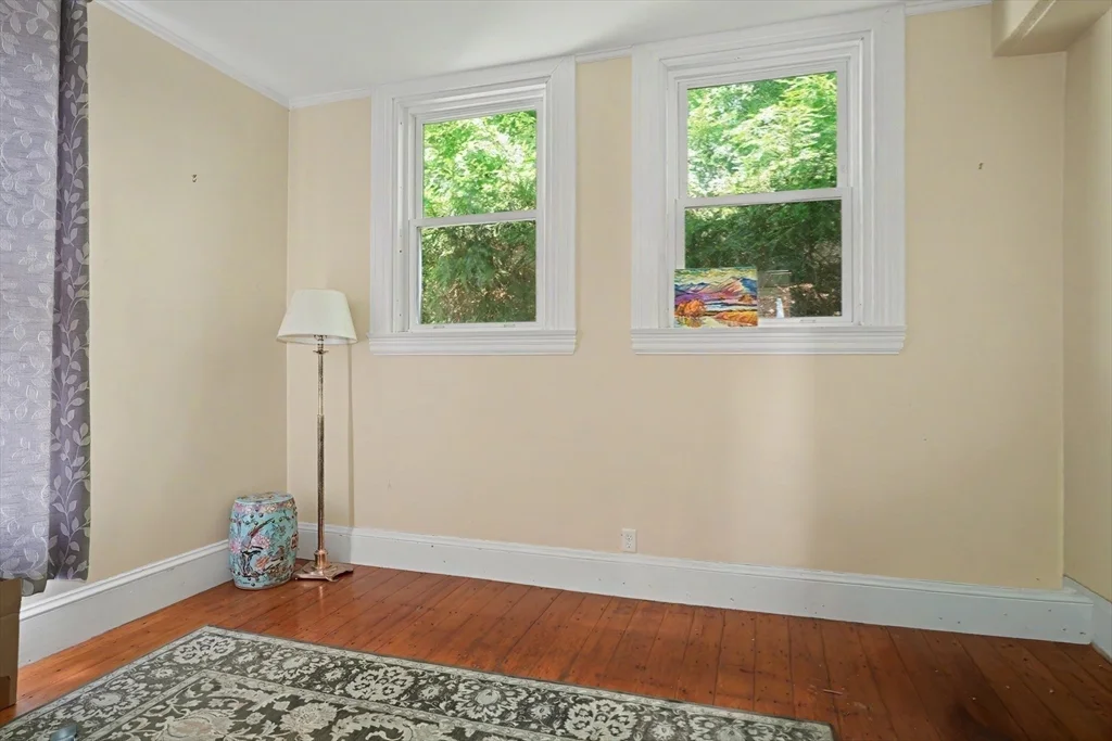 6 bed, 3 bath apartment for rent at 613 Pleasant St, Belmont — photo 23 of 27