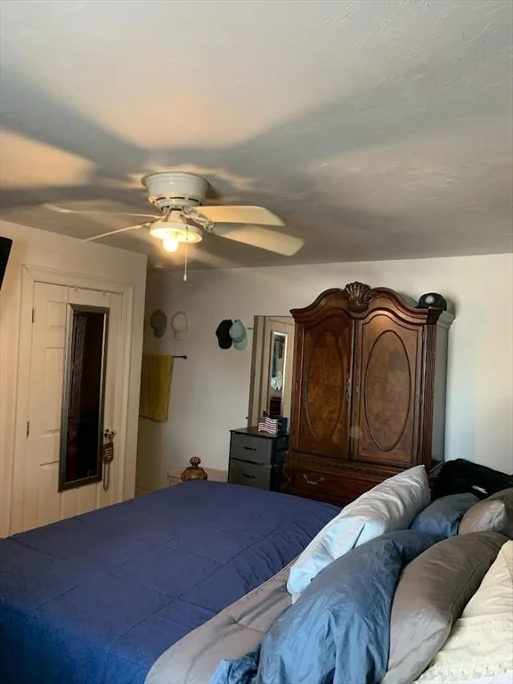 3 bed, 1 bath apartment for rent at 613 South St Unit 1, Quincy — photo 5 of 11