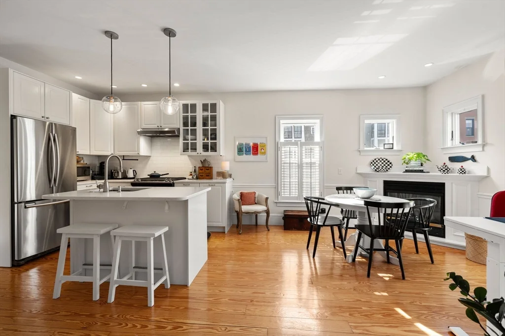 2 bed, 1 bath apartment for rent at 614 E 3rd St Unit 1, South Boston