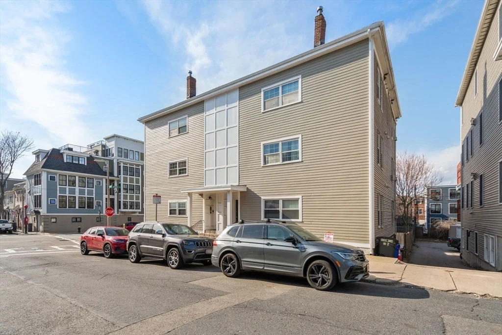 2 bed, 1 bath apartment for rent at 614 E 3rd St Unit 1, South Boston — photo 21 of 23