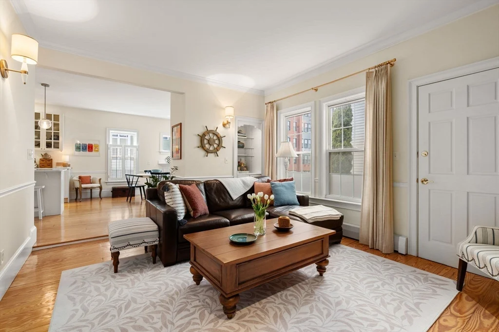 2 bed, 1 bath apartment for rent at 614 E 3rd St Unit 1, South Boston — photo 8 of 23