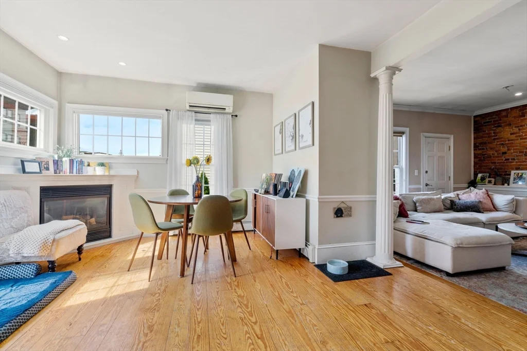 2 bed, 1 bath apartment for rent at 614 E 3rd St Unit 2, South Boston