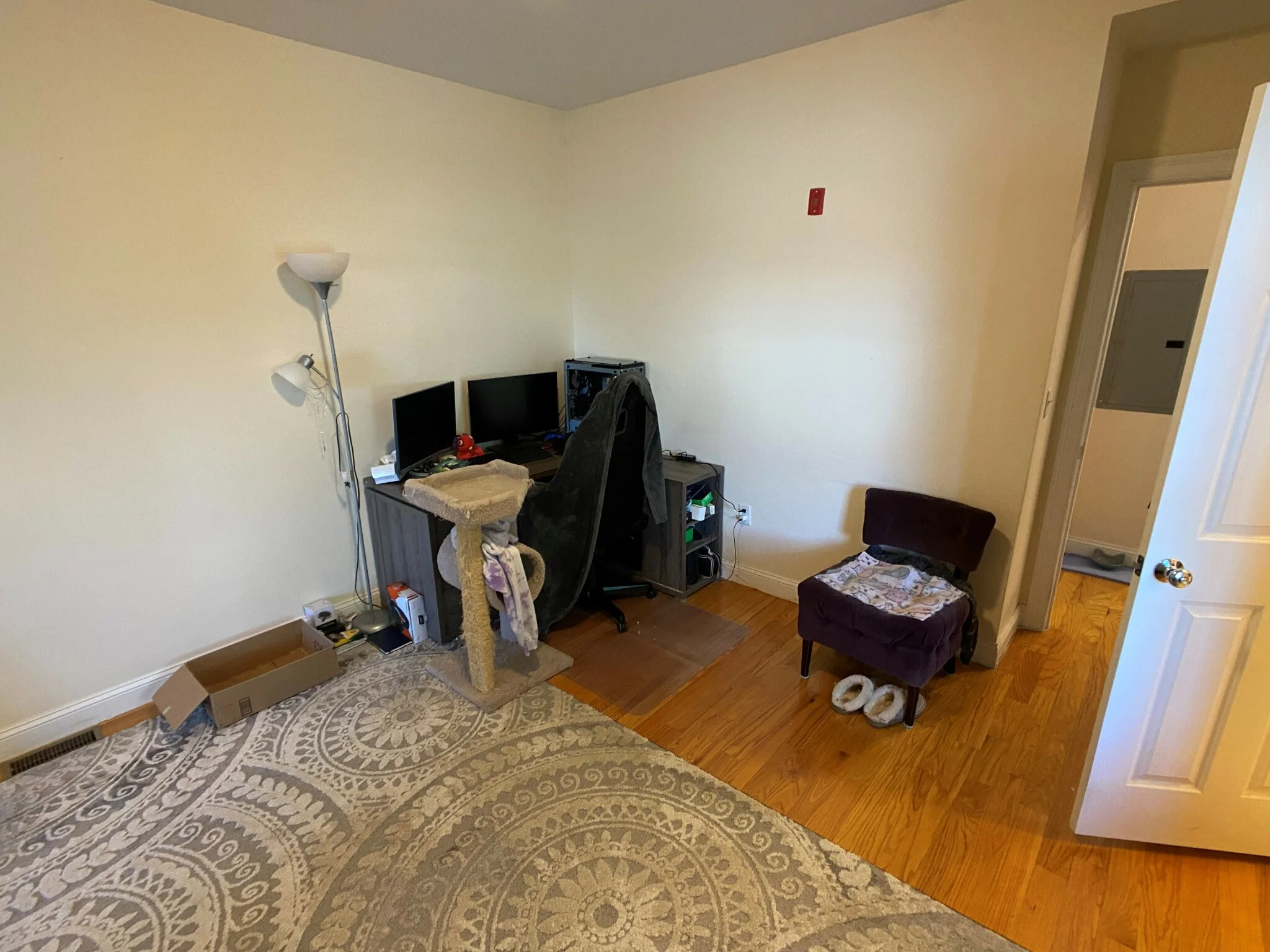 2.5 bed, 2 bath apartment for rent at 614 Main St Unit 1, Medford — photo 18 of 19