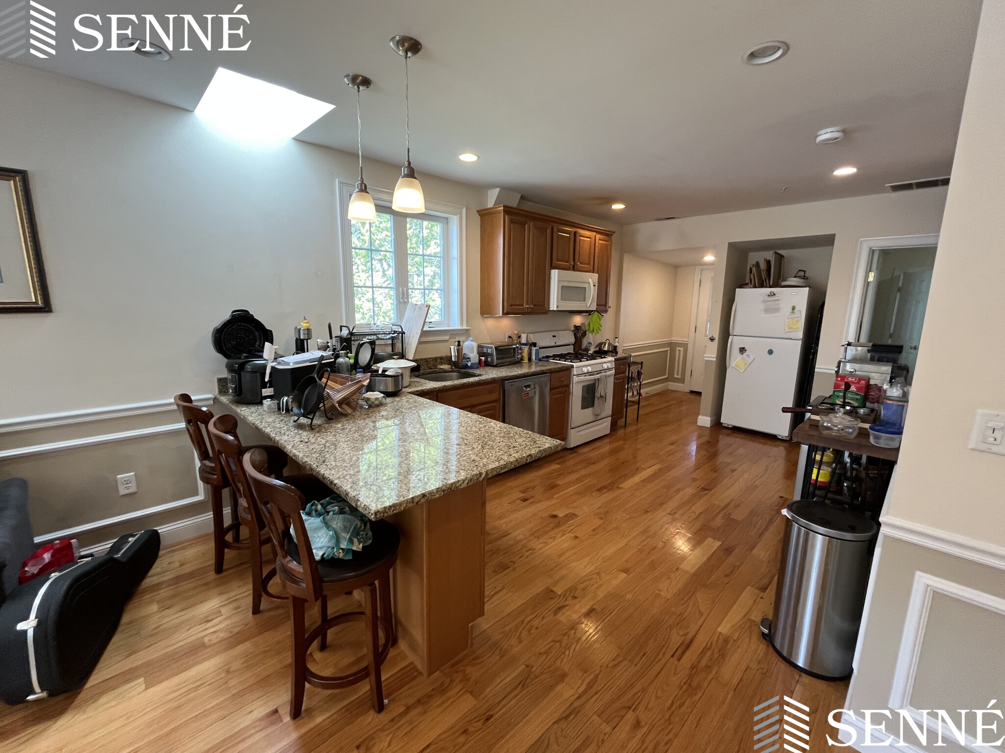 3 bed, 2 bath apartment for rent at 614 Main St Unit 2, Medford