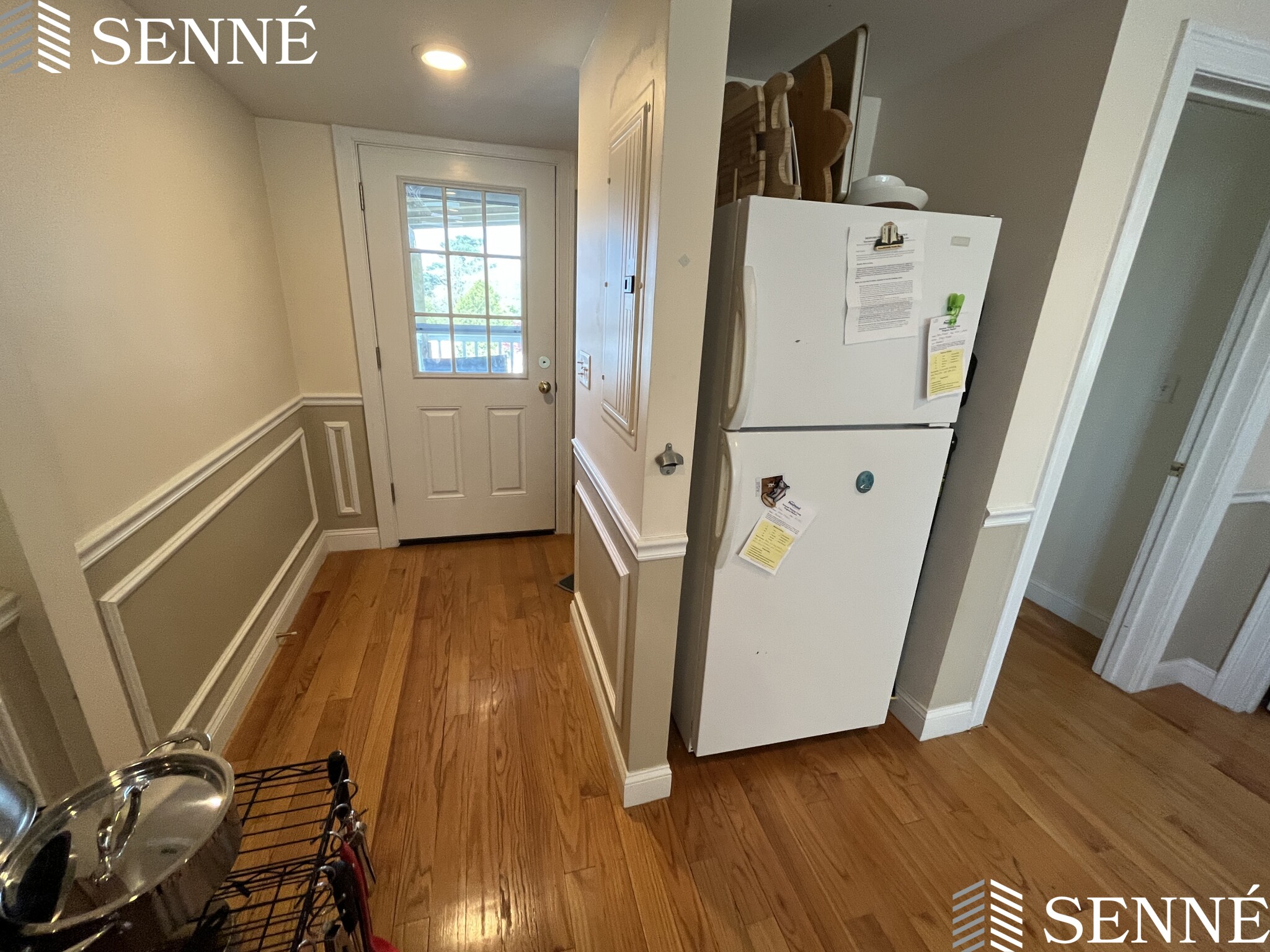 3 bed, 2 bath apartment for rent at 614 Main St Unit 2, Medford — photo 3 of 19