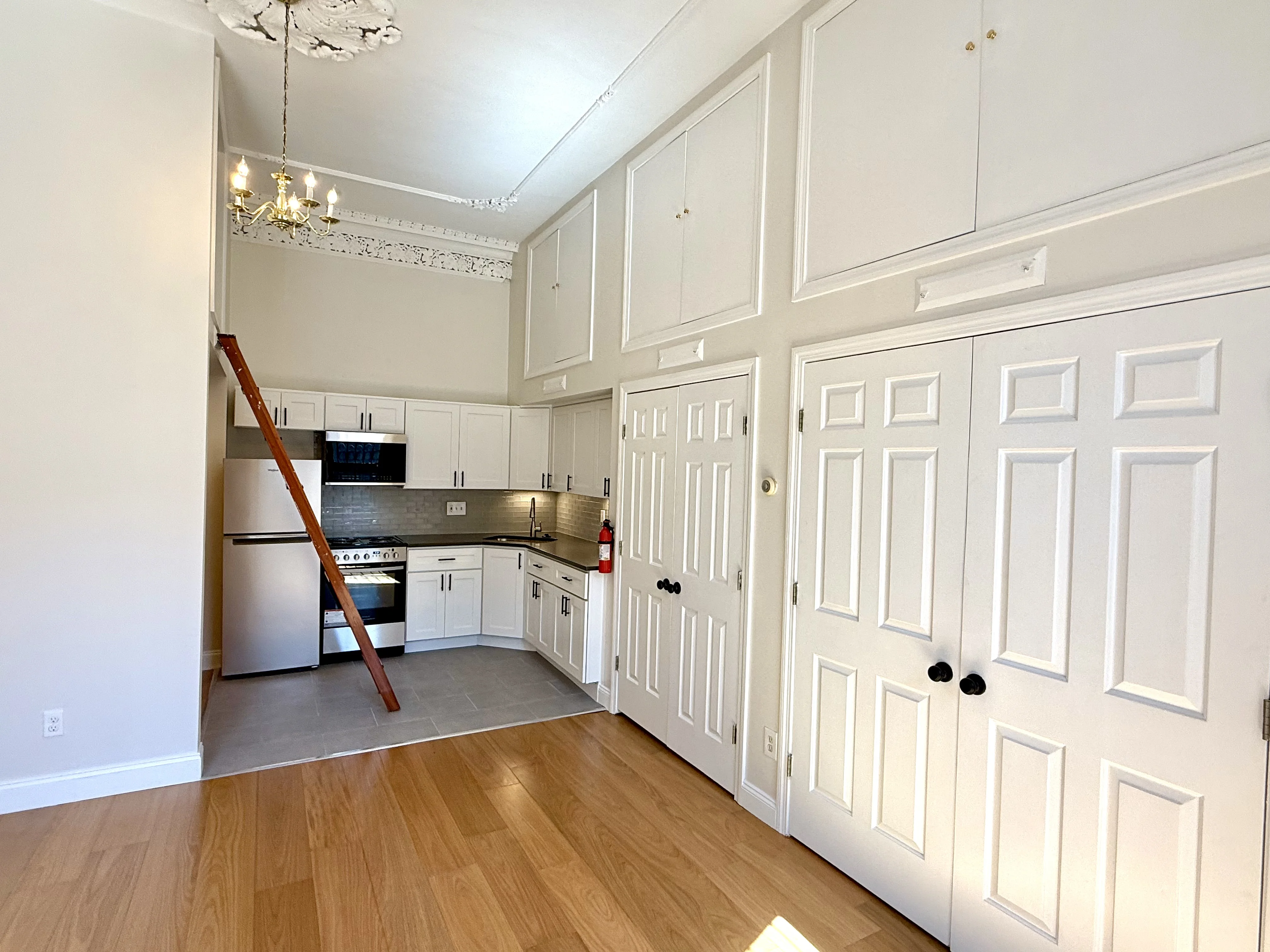 Studio bed, 1 bath apartment for rent at 614 Massachusetts Ave Unit 14A, South End — photo 3 of 11