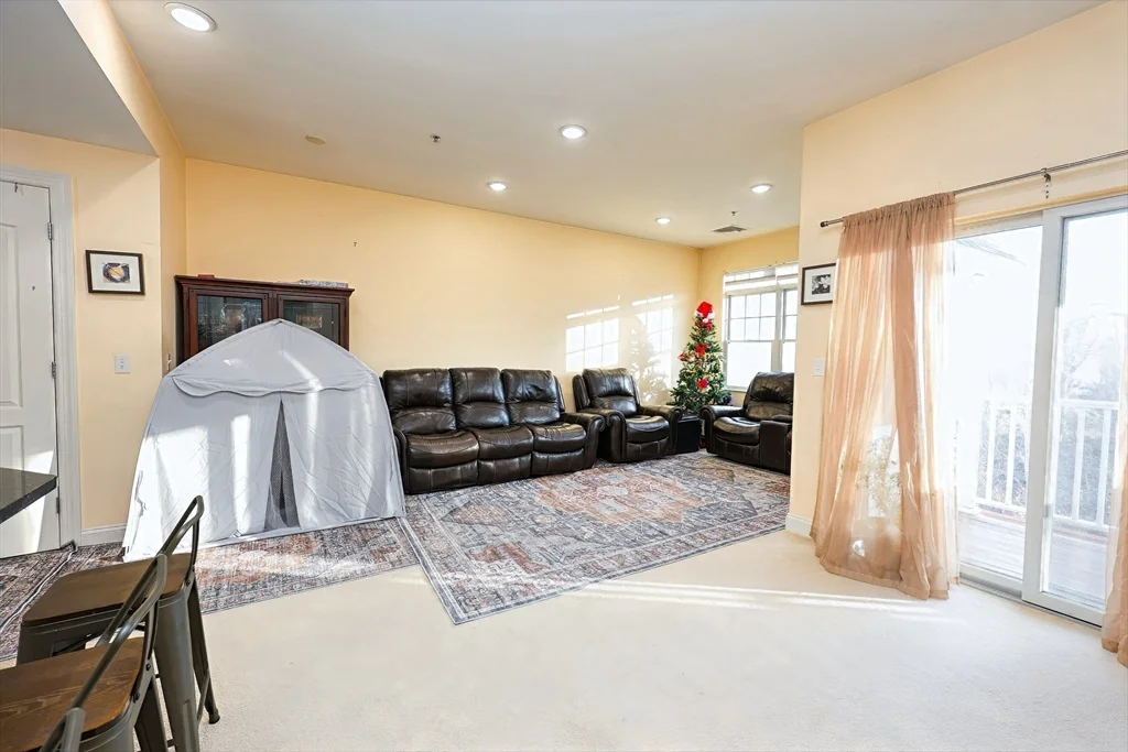 2 bed, 2 bath apartment for rent at 614 Pond St Unit 1411, Braintree — photo 6 of 22