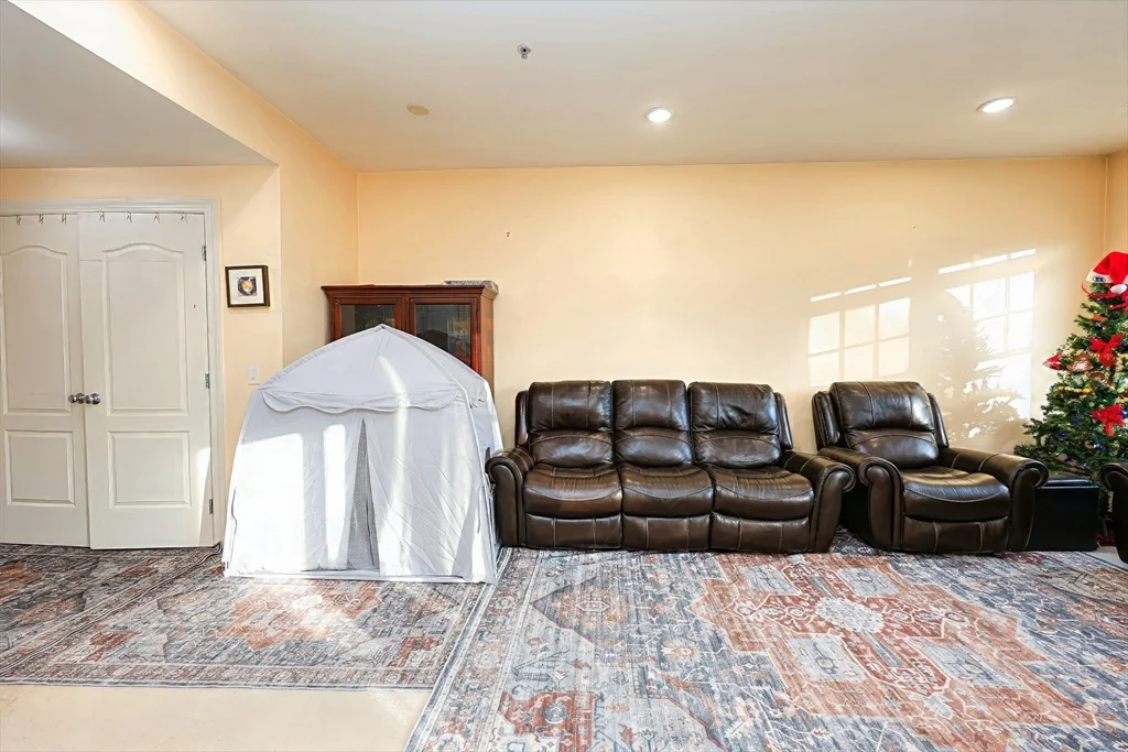 2 bed, 2 bath apartment for rent at 614 Pond St Unit 1411, Braintree — photo 11 of 22