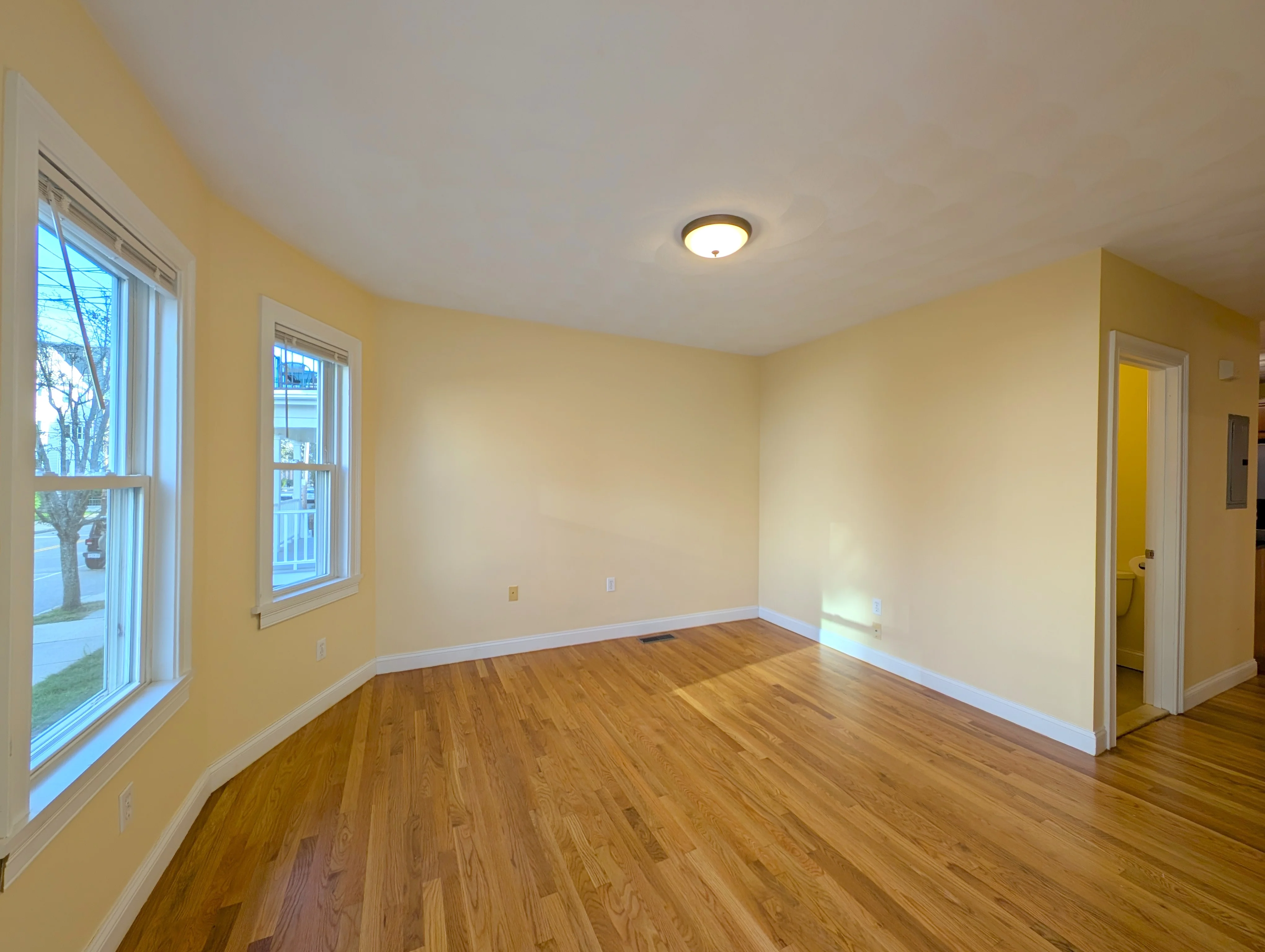 2.5 bed, 1 bath apartment for rent at 615 Boston Ave Unit 1, Medford — photo 6 of 17