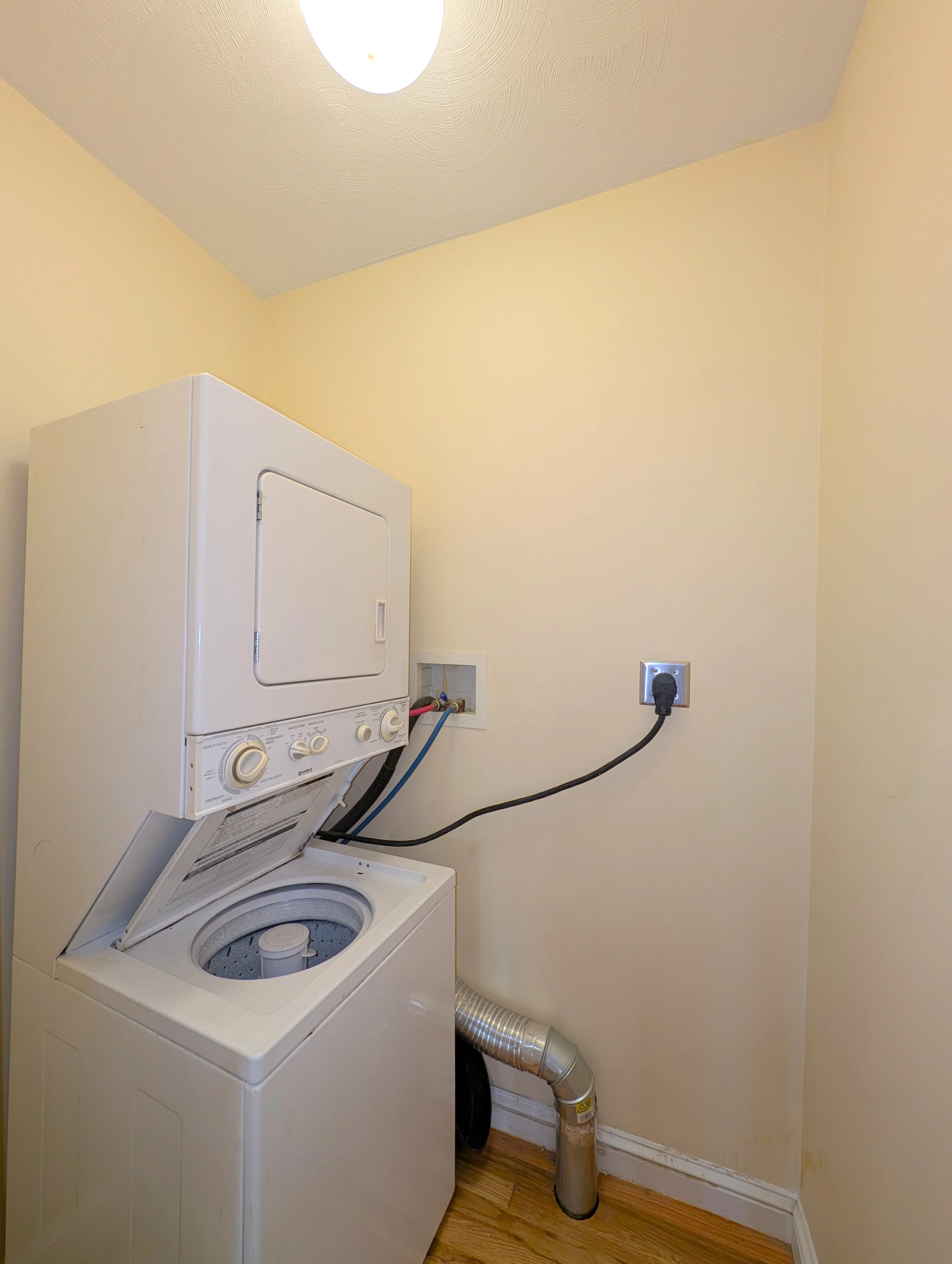 2.5 bed, 1 bath apartment for rent at 615 Boston Ave Unit 1, Medford — photo 12 of 17