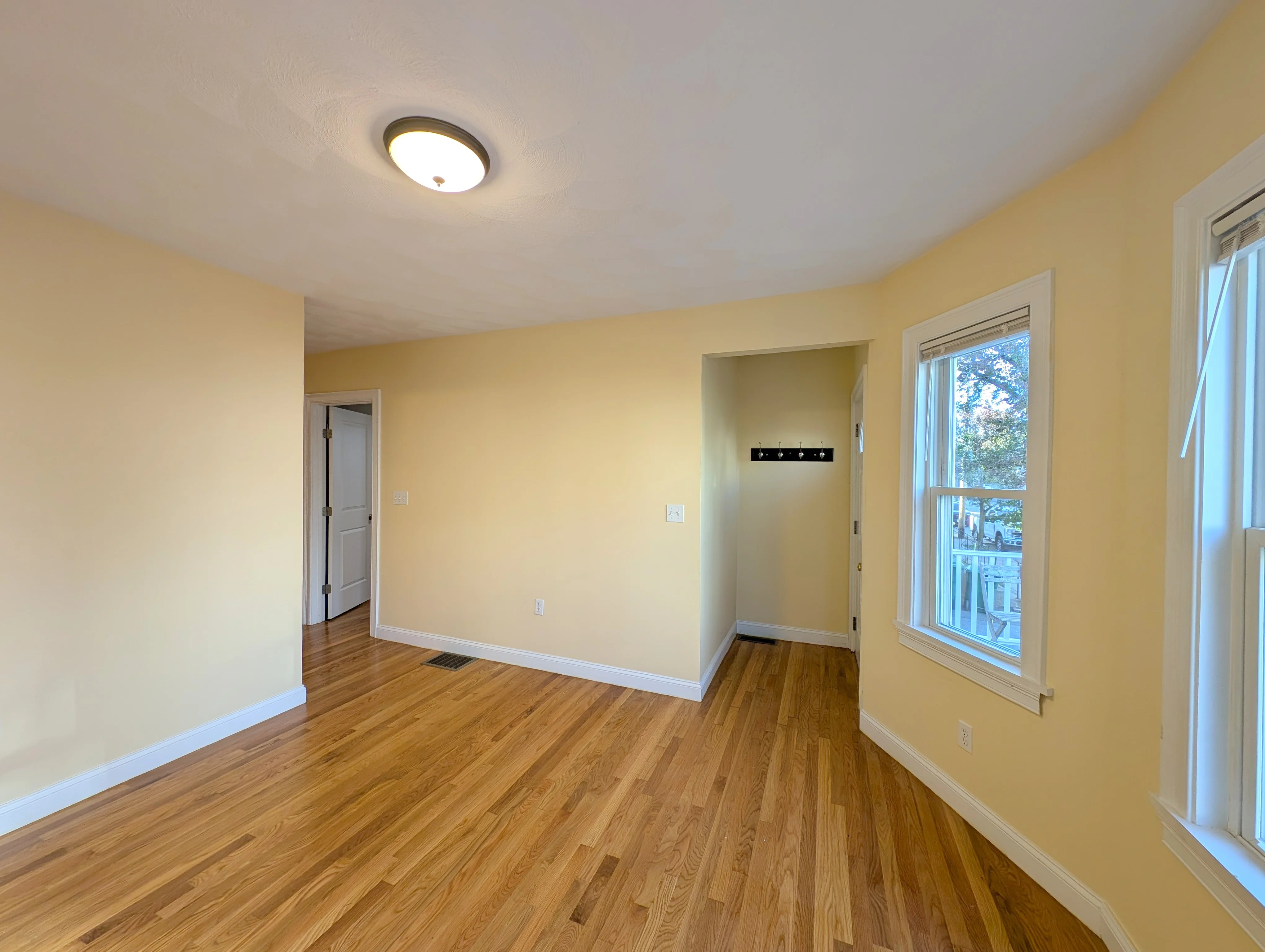 2.5 bed, 1 bath apartment for rent at 615 Boston Ave Unit 1, Medford — photo 7 of 17