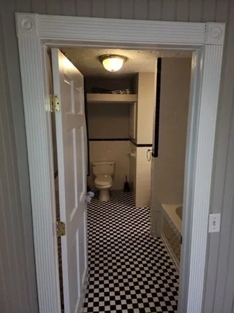 1 bed, 1 bath apartment for rent at 616 Bedford St Unit 4, East Bridgewater — photo 8 of 19