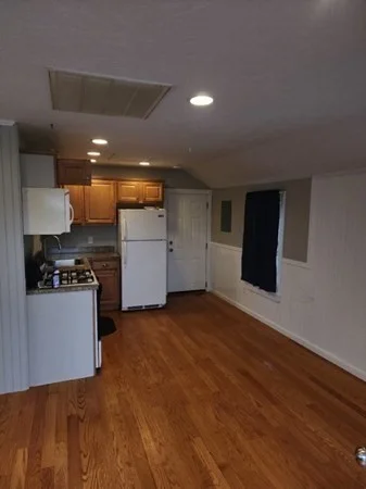 1 bed, 1 bath apartment for rent at 616 Bedford St Unit 4, East Bridgewater — photo 10 of 19