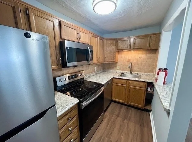 1 bed, 1 bath apartment for rent at 616 Boston Post Rd E Unit 9, Marlborough — photo 4 of 18