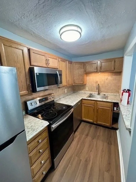 1 bed, 1 bath apartment for rent at 616 Boston Post Rd E Unit 9, Marlborough — photo 3 of 18
