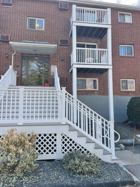 1 bed, 1 bath apartment for rent at 616 Boston Post Rd E Unit 9, Marlborough — photo 2 of 18