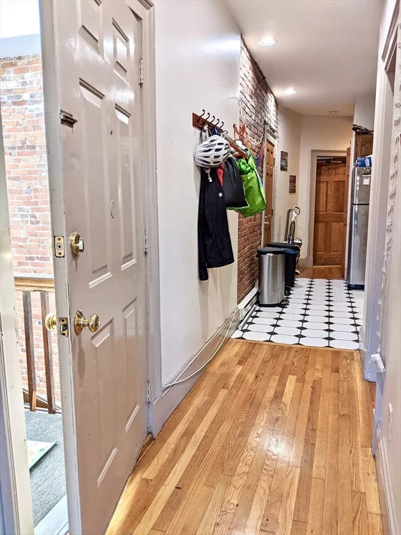 4 bed, 1 bath apartment for rent at 616 Columbus Ave Unit 7, Roxbury — photo 9 of 25