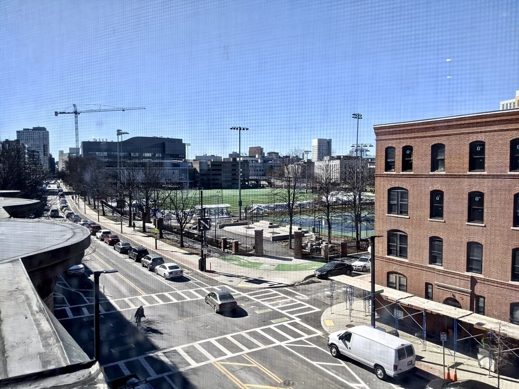 4 bed, 1 bath apartment for rent at 616 Columbus Ave Unit 7, Roxbury — photo 8 of 25