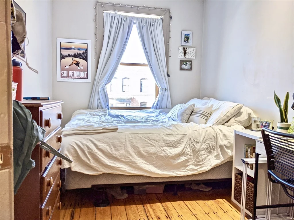 4 bed, 1 bath apartment for rent at 616 Columbus Ave Unit 7, Roxbury — photo 20 of 25
