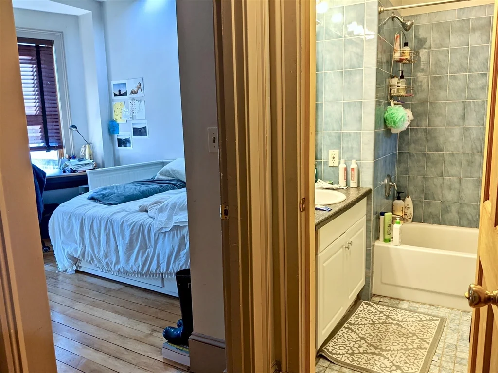 4 bed, 1 bath apartment for rent at 616 Columbus Ave Unit 7, Roxbury — photo 16 of 25