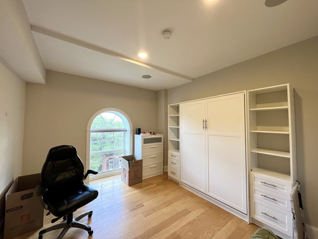 2 bed, 2 bath apartment for rent at 616 East 4th St Unit 305, South Boston — photo 12 of 14