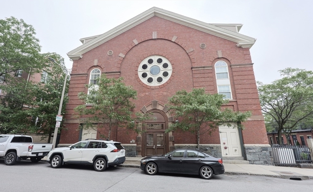 3 bed, 2 bath apartment for rent at 616 East 4th St Unit 401, South Boston — photo 21 of 39