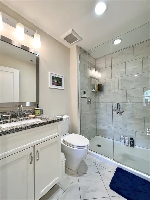 2 bed, 2 bath apartment for rent at 616 East 4th St Unit 305, South Boston — photo 9 of 14