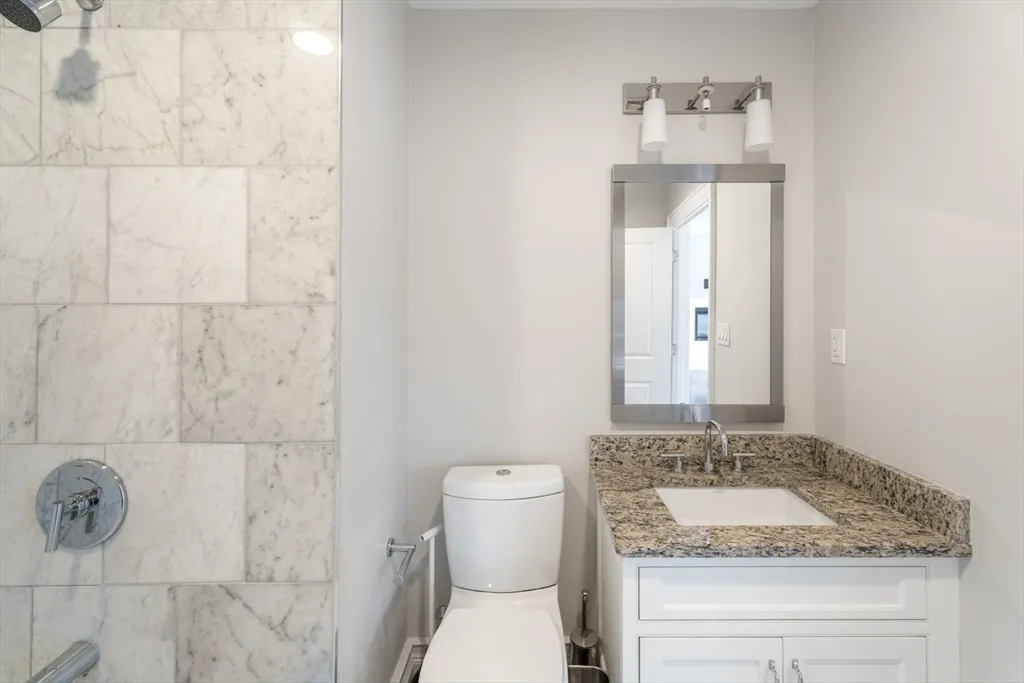 3 bed, 2 bath apartment for rent at 616 East 4th St Unit 401, South Boston — photo 27 of 39