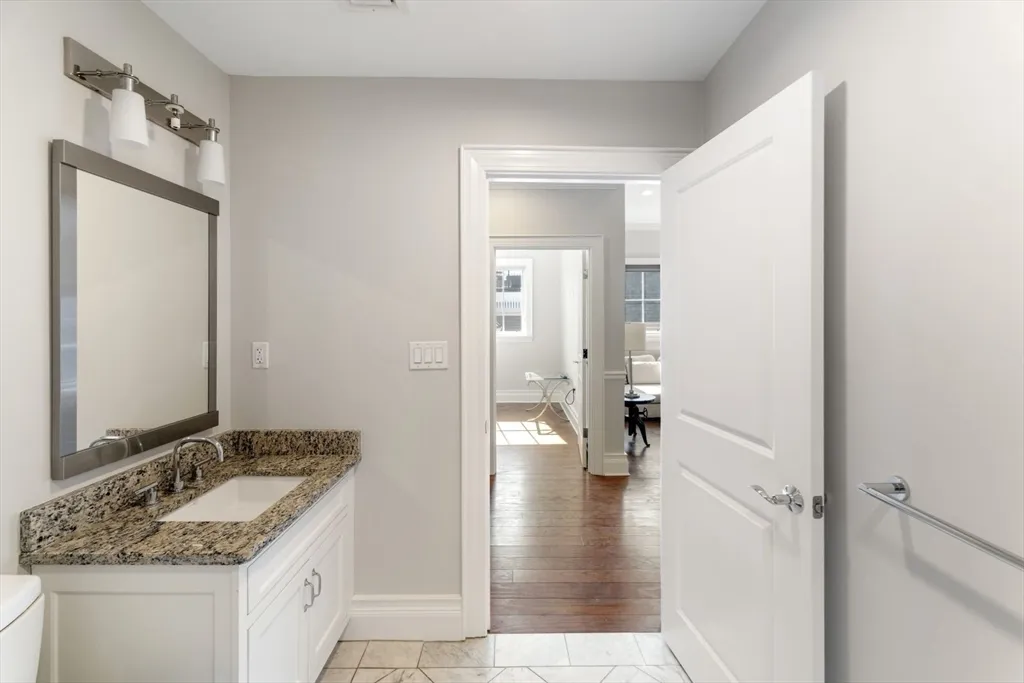 3 bed, 2 bath apartment for rent at 616 East 4th St Unit 401, South Boston — photo 29 of 39