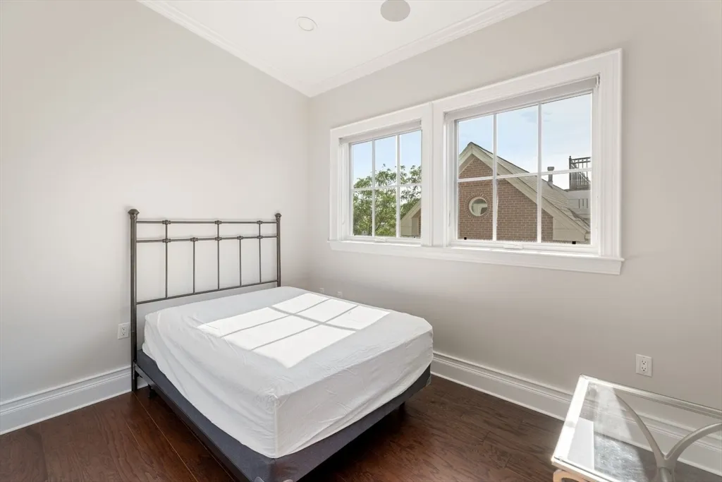 3 bed, 2 bath apartment for rent at 616 East 4th St Unit 401, South Boston — photo 21 of 39