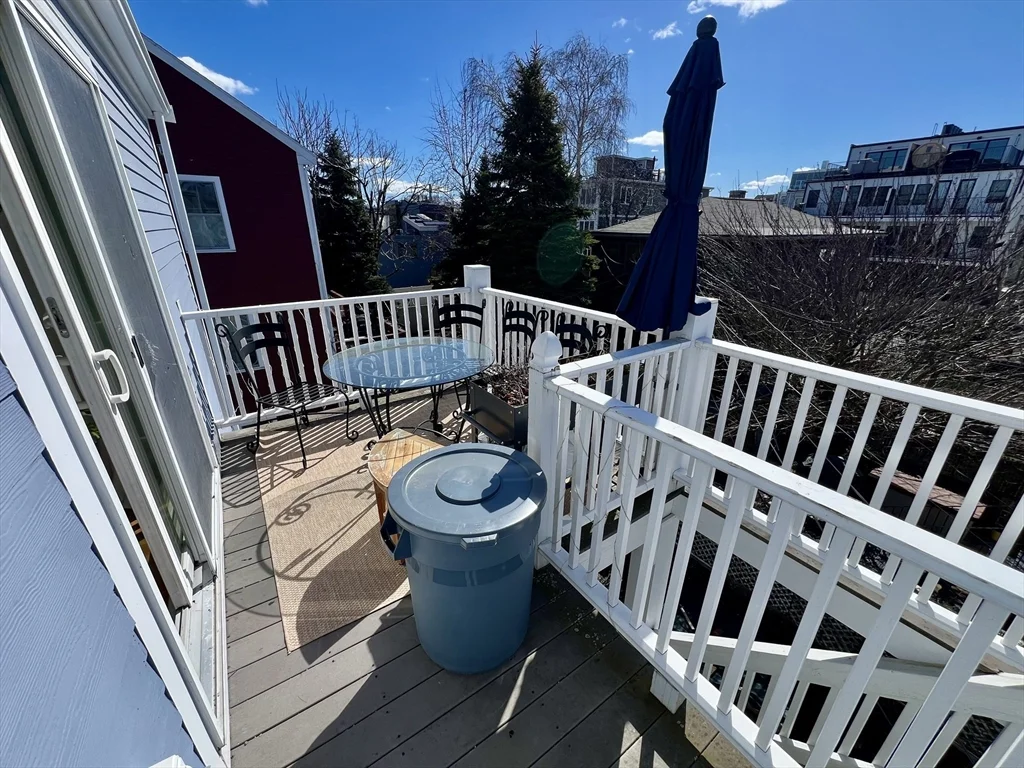 2 bed, 2 bath apartment for rent at 617-619 E 2nd St Unit 3, Boston — photo 13 of 14