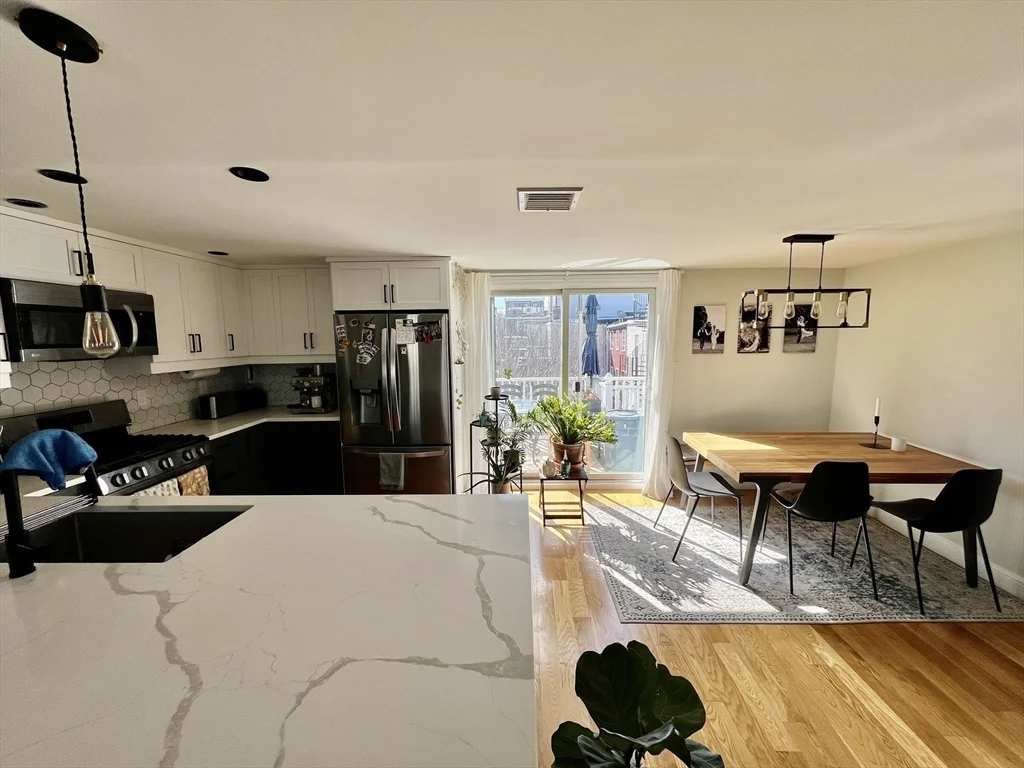 2 bed, 2 bath apartment for rent at 617-619 E 2nd St Unit 3, Boston