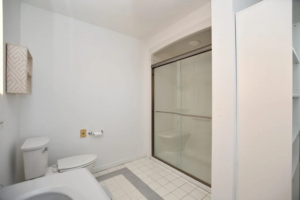 3 bed, 2 bath apartment for rent at 617 Chapman Unit 1, Canton — photo 30 of 41